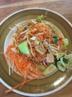 Jaranin Thai Eatery food