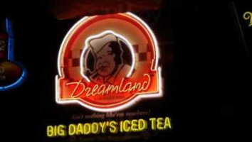 Dreamland Bar-B-Que food
