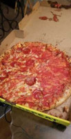 Hungry Howies Pizza food