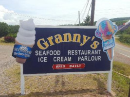 Granny's Seafood And Ice Cream Parlour outside
