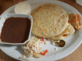 El Salvador Cafe food
