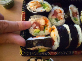 Ir Sushi food