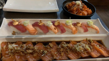Sushima food