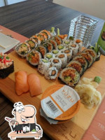 Yuzu Sushi inside