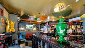 Harat's Irish Pub inside