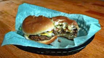 Hollywood Malt Burger food