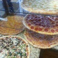 Brooklyn Joe's Pizza, Pasta And Grill food