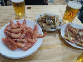 Cerveceria Adrian food