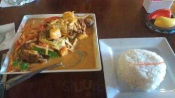 Tasty Thai Cafe food