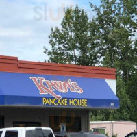 Kavas Pancake House outside
