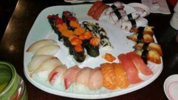Yoi Tomo Sushi LLC food