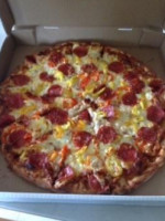 Bewedley Corner Pizza food