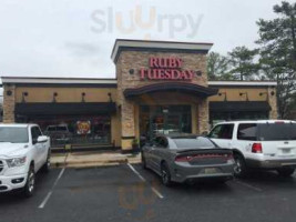 Ruby Tuesday's outside