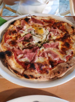 Pizzeria Pierino food
