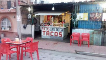 Tacos La Llantera food