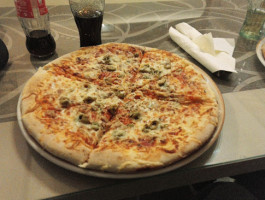 Zozó Pizzéria food