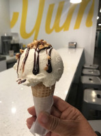 Hans' Homemade Ice Cream inside