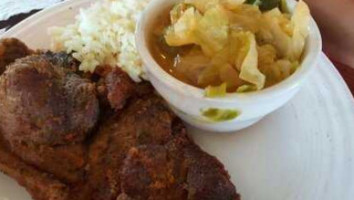 Lamar Niki's Pit Barbecue And Soul Food food