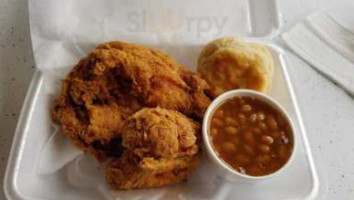 Lindy's Chicken food