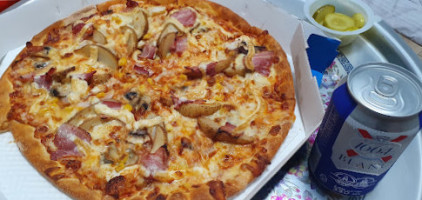 Dominos Pizza Hyoja food