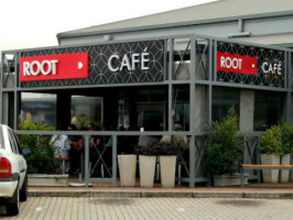 Root Café outside