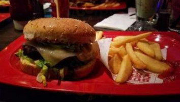 Red Robin Gourmet Burgers food