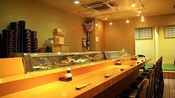 Sushi Kazato food