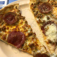 Larry's Pizza-downtown food