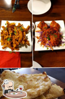 Aamod Indian Cuisine food