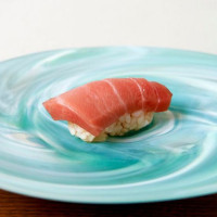 Sushi Ikumi food