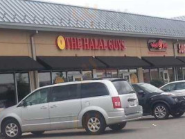 The Halal Guys (skokie, Il) outside