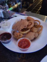 Hideout Pub Grill food