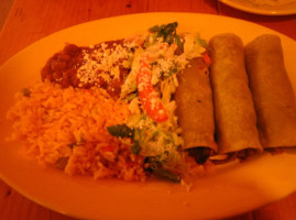 La Casita Azteca food