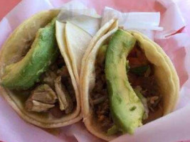 Rico's Tacos food