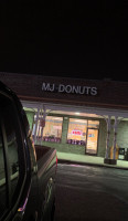 M J Donuts food