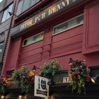 Kenny's Irish Pub outside