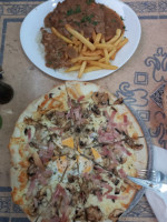 Pizzeria Benyben food