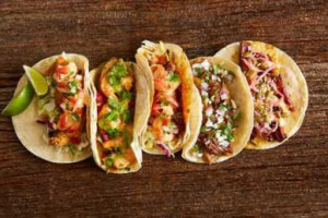 On-on Tacos.com food