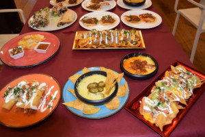 Taberna Prado De Santa Ana food