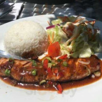 Dara Thai Lao Cuisine food