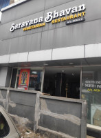 Saravanaa Bhavan outside
