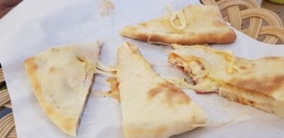 Panties Pizza Lombok food