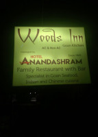 Woods Inn Restaurant food