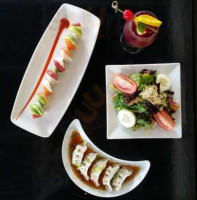 Pisces Sushi And Global Bistro food