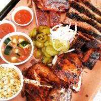 Estrada's Texas Barbecue food