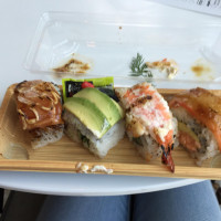 Sushi Hon food