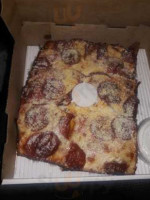 Pizza Papalis Taverna food