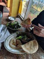 Arzi's Lebanese Restaurant food