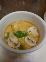 Chillin Thai Cuisine food