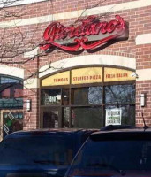 Giordano's Des Plaines outside